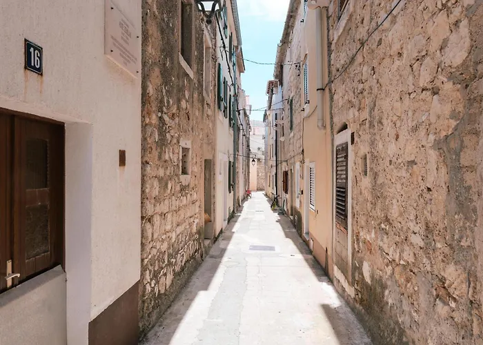 Casa Di Pag By Pag Tours בית נופש