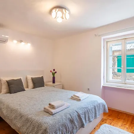 Semesterbostad Casa Di Pag By Pag Tours